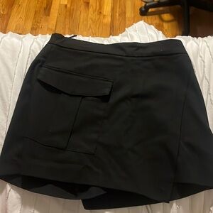 zara black short/skort